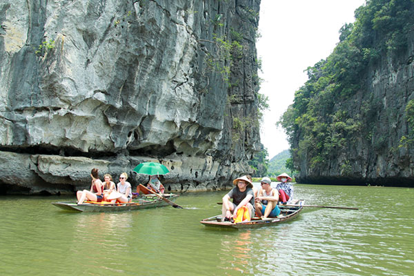 images2537445_a_16 images2537445_a_16