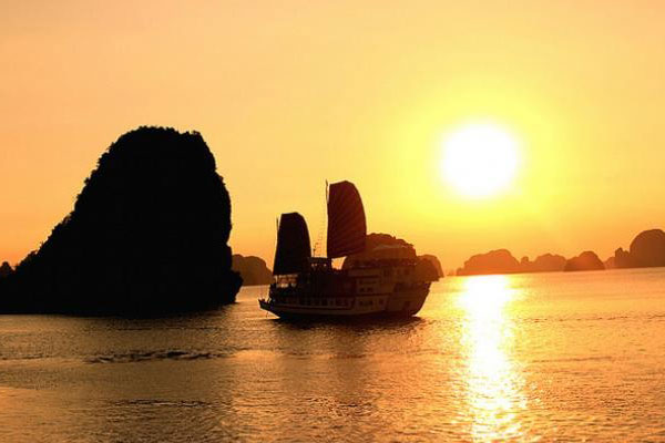 THE SINH TOUR THE SINH CAFE TOUR